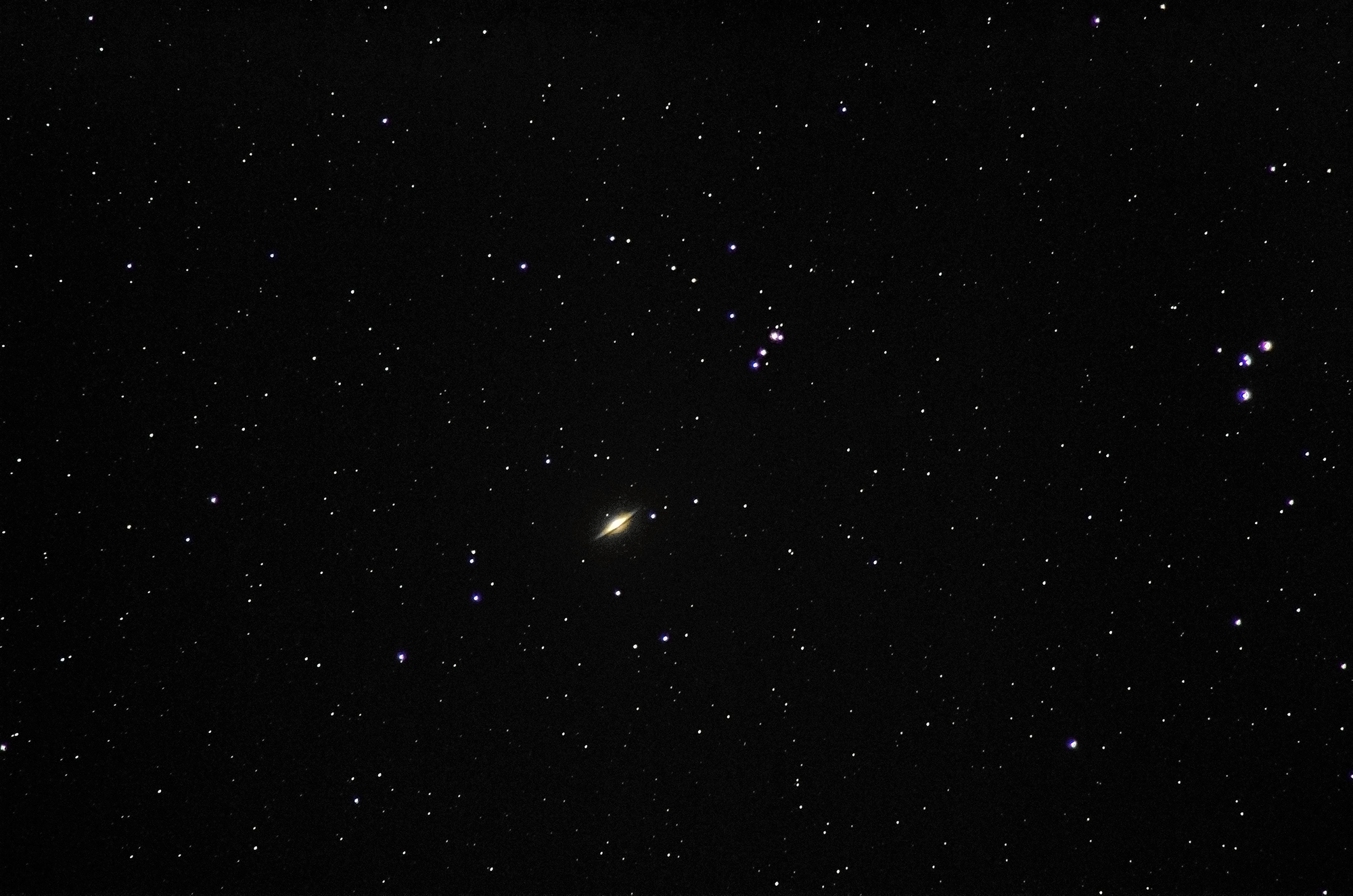 M104　ソンブレロ銀河